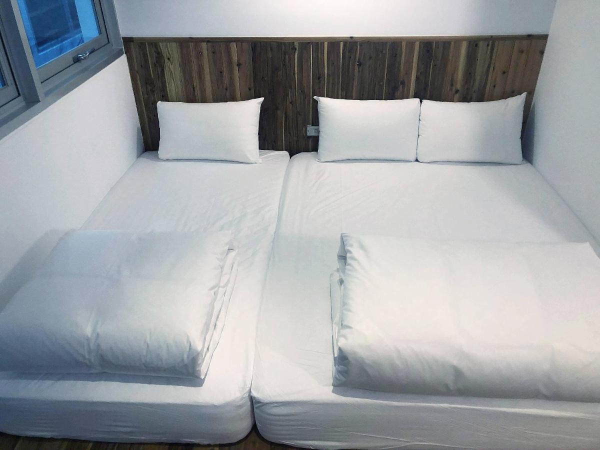 Star Hostel Taichung Parklane Eksteriør bilde