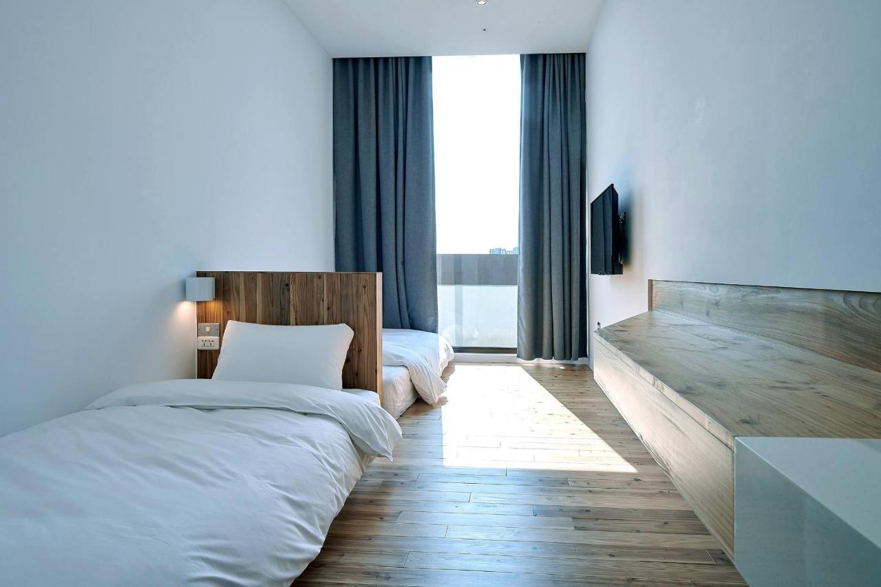 Star Hostel Taichung Parklane Eksteriør bilde