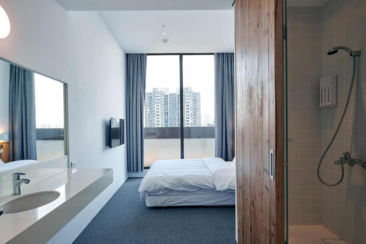 Star Hostel Taichung Parklane Eksteriør bilde